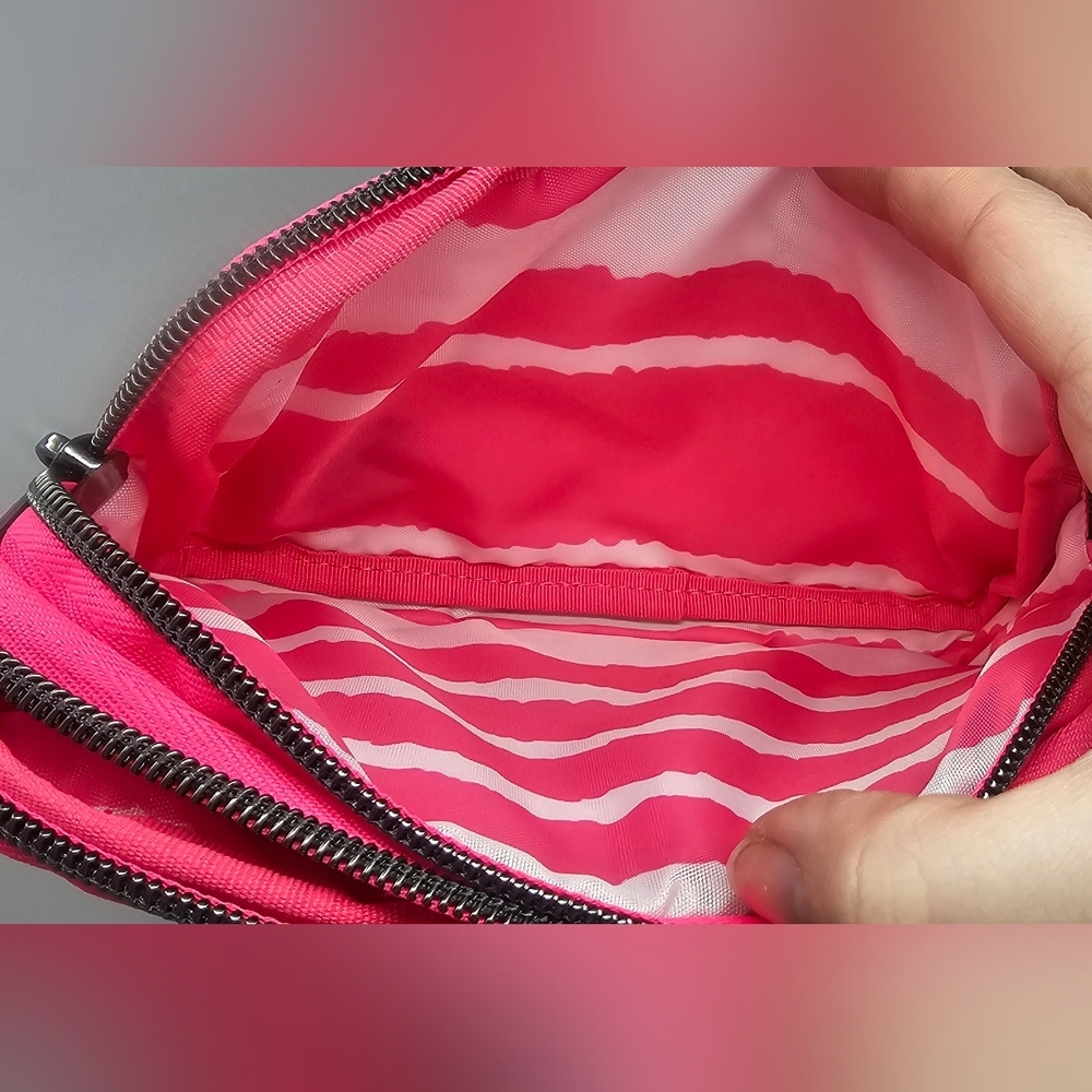 Lug Coupe LE Magenta RFID Convertible Crossbody Belt Bag NWT - Picture 10 of 15